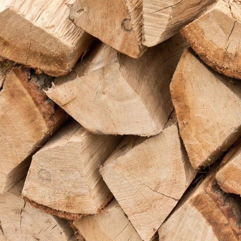 Leña de roble 25 cm – 500 kg lista para la chimenea